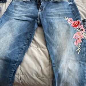 Stehmann Floral Embroidered Jean Size US8/EU40